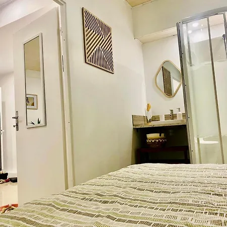 Isaiah House Cosy Garden Apartment *